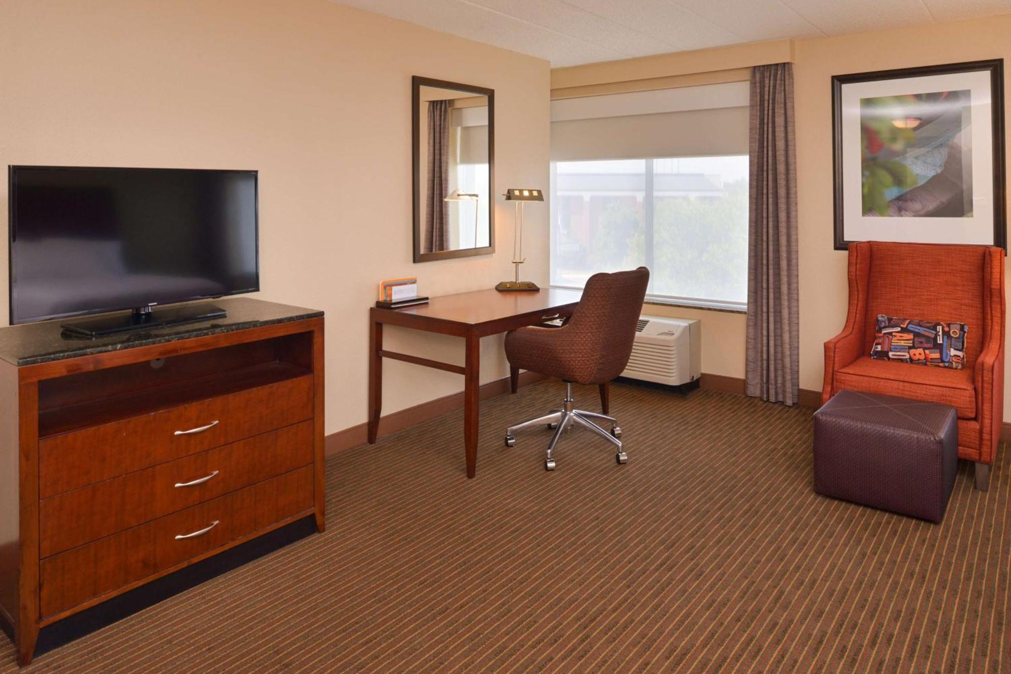 Hilton Garden Inn White Marsh Esterno foto