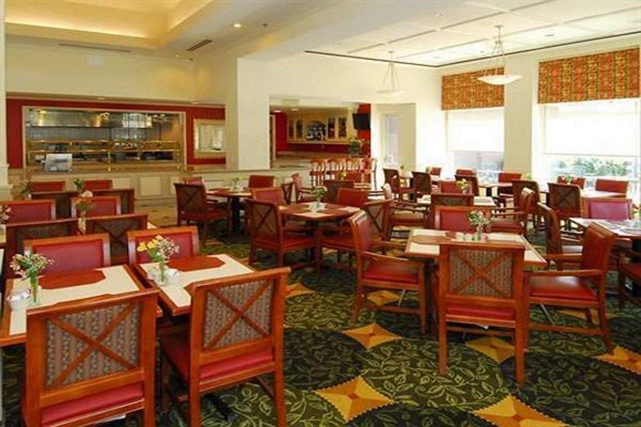 Hilton Garden Inn White Marsh Ristorante foto