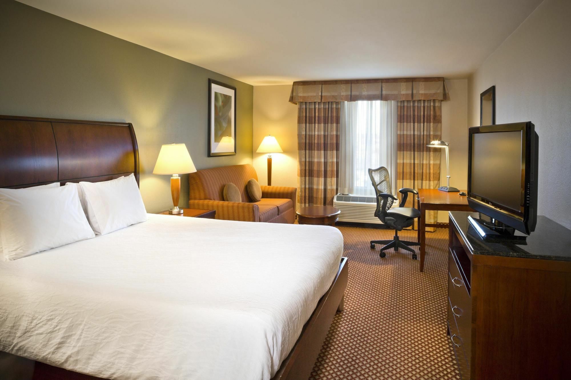 Hilton Garden Inn White Marsh Esterno foto